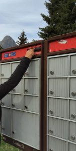 Canmore-8th-avenue-04-05-16-Boite2